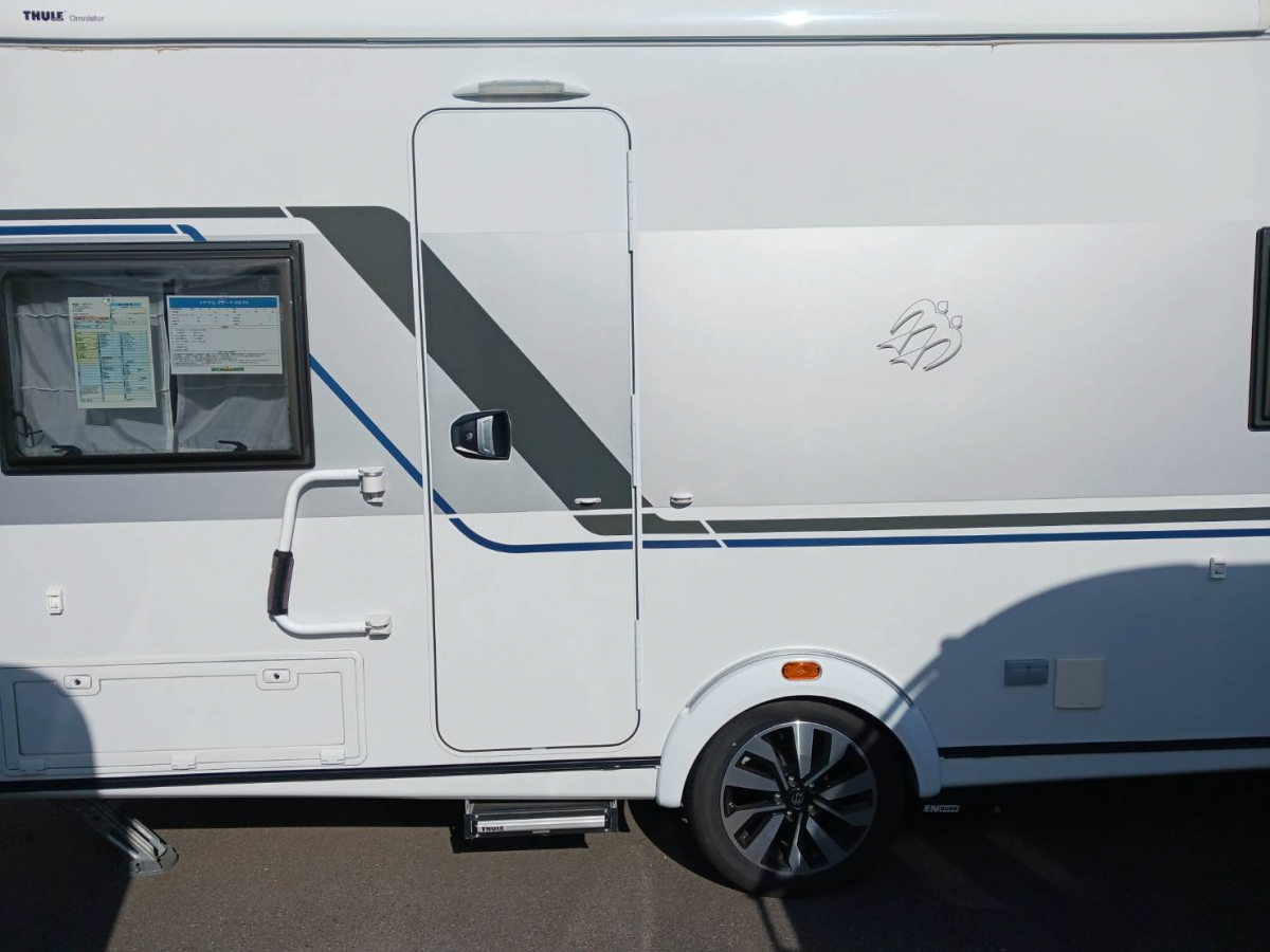 インディアナRV クナウス スポーツ 450 FU エアコンもムーバーも、欲しい装備はすべてここに。至れり尽くせりのクナウスで、極上の休日を。の画像