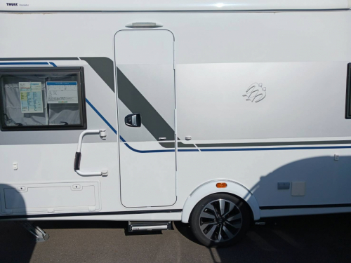 インディアナRV クナウス スポーツ 450 FU エアコンもムーバーも、欲しい装備はすべてここに。至れり尽くせりのクナウスで、極上の休日を。の他画像2枚目