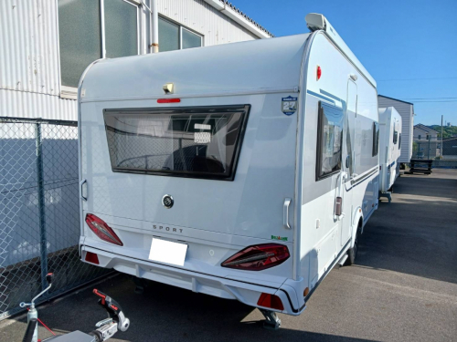 インディアナRV クナウス スポーツ 450 FU エアコンもムーバーも、欲しい装備はすべてここに。至れり尽くせりのクナウスで、極上の休日を。の他画像1枚目