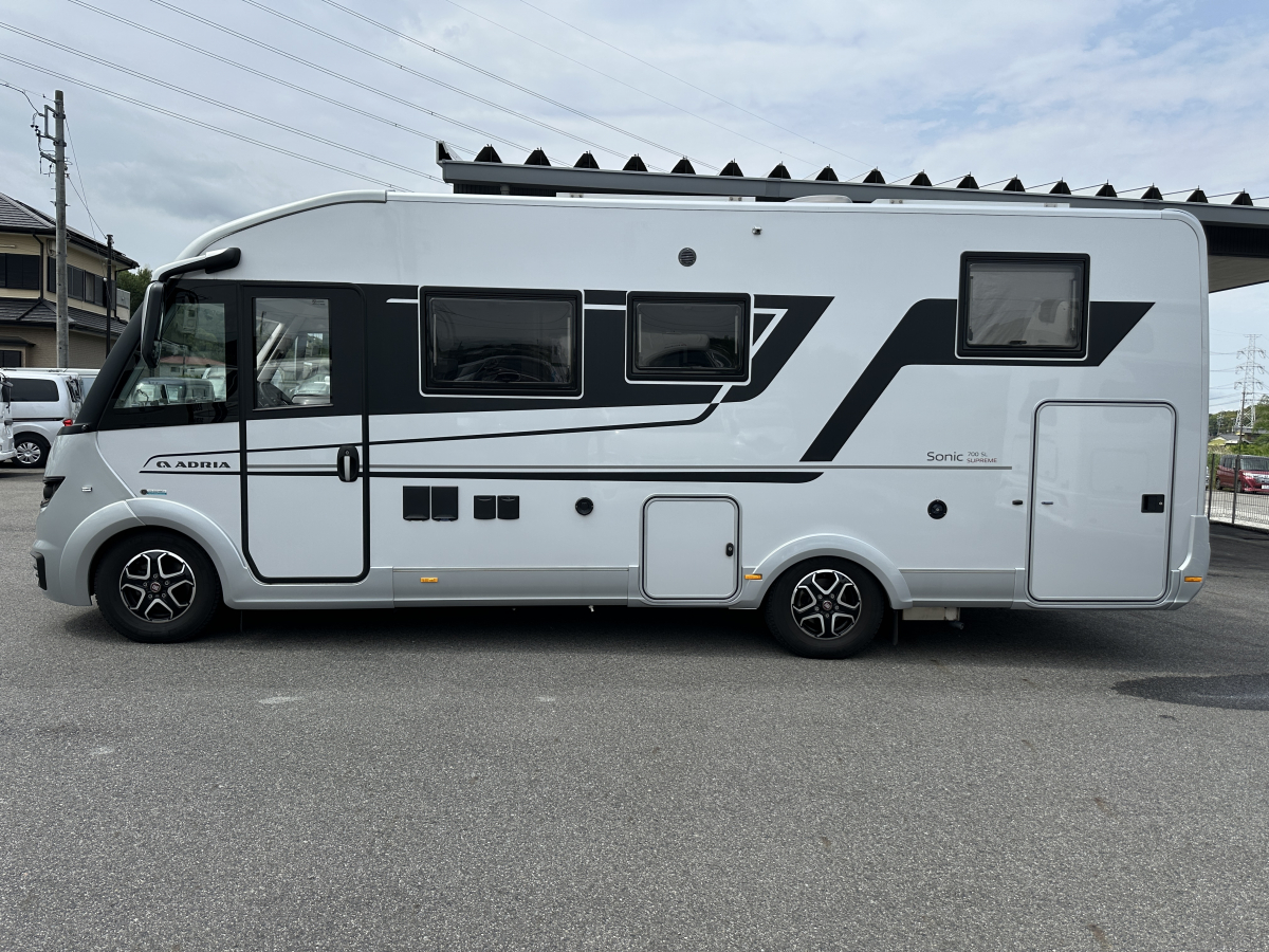 ADRIA SONIC SUPREME 700 SL ADRIAモーターホームの最上級クラス!!の画像
