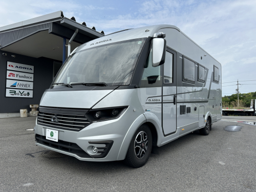 ADRIA SONIC SUPREME 700 SL ADRIAモーターホームの最上級クラス!!