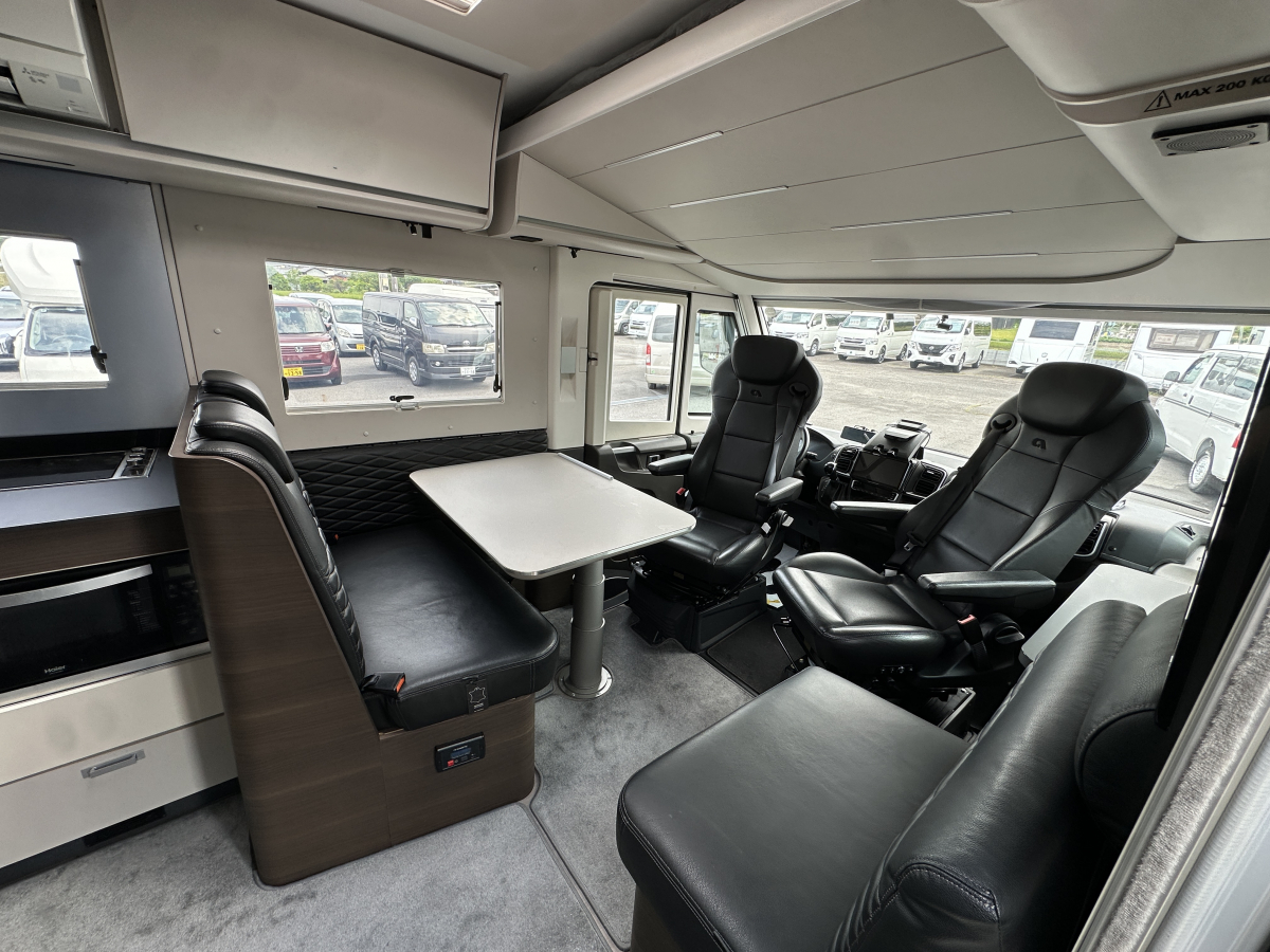 ADRIA SONIC SUPREME 700 SL ADRIAモーターホームの最上級クラス!!の画像