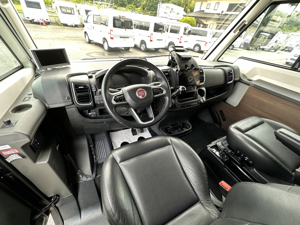 ADRIA SONIC SUPREME 700 SL ADRIAモーターホームの最上級クラス!!の画像