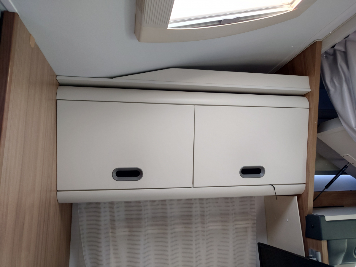 ADRIA SUN LIVING A Series A 60 SP 家族で使うのに最適!?乗車人数も就寝人数も取れるFIATベースのキャブコン!の画像