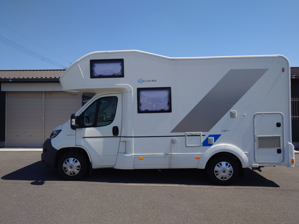 ADRIA SUN LIVING A Series A 60 SP 家族で使うのに最適!?乗車人数も就寝人数も取れるFIATベースのキャブコン!の画像