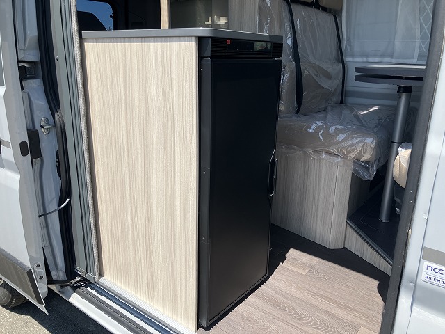 ADRIA SUN LIVING V 55SP 訳あり特価販売車両!!　最適なスペックを備えたキャンパーバン!!の画像