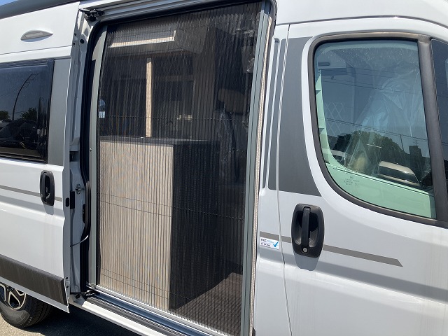 ADRIA SUN LIVING V 55SP 訳あり特価販売車両!!　最適なスペックを備えたキャンパーバン!!の画像