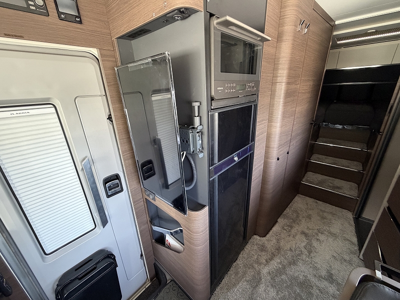 ADRIA SUPERSONIC 780 SL モーターホームの最高峰の画像