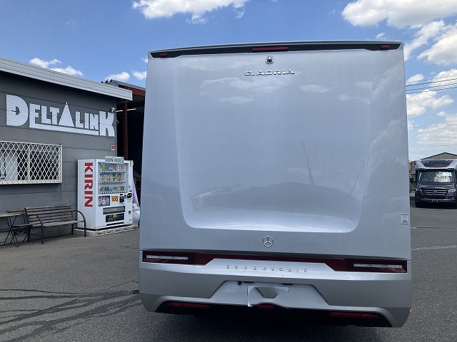 ADRIA SUPERSONIC 780 SL モーターホームの最高峰の画像
