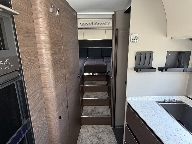 ADRIA SUPERSONIC 780 SL モーターホームの最高峰の画像