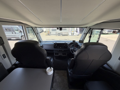 ADRIA SUPERSONIC 780 SL モーターホームの最高峰の他画像4枚目