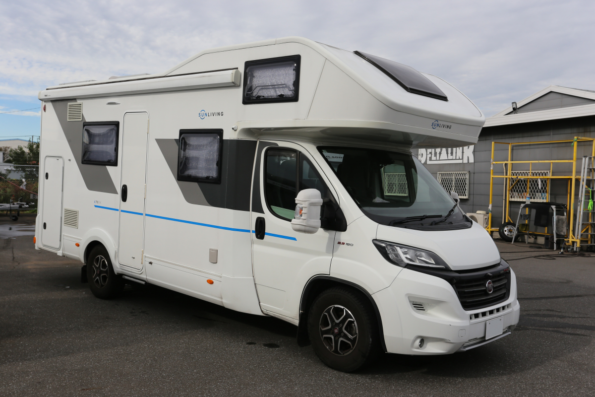 ADRIA SUN LIVING A Series A 70DK 大家族やグループでの旅行に最適の画像
