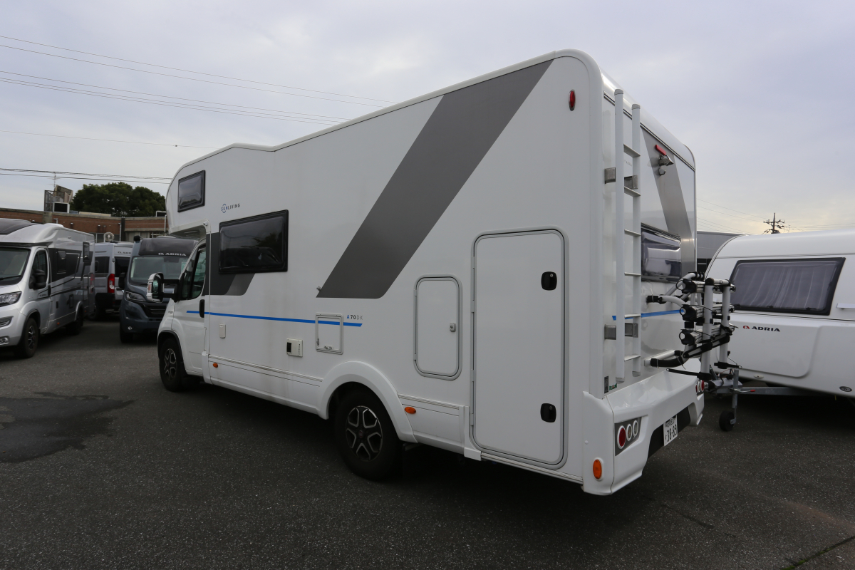 ADRIA SUN LIVING A Series A 70DK 大家族やグループでの旅行に最適の画像