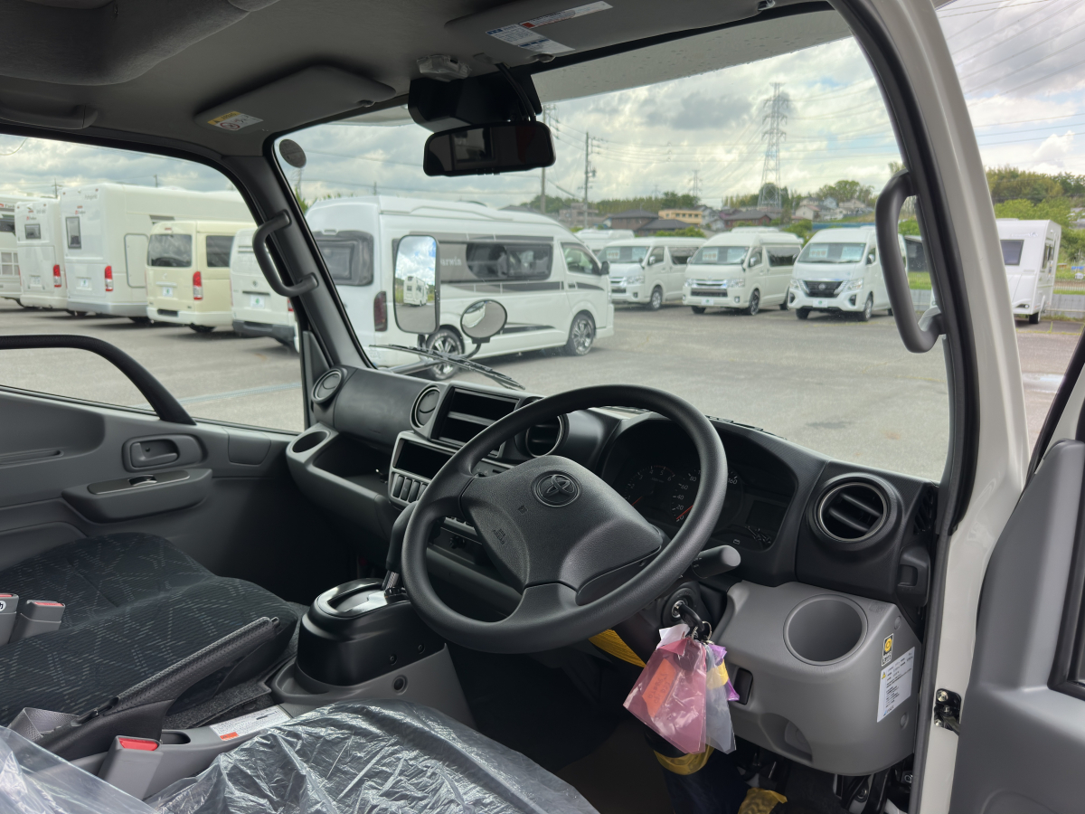 アネックス LIBERTY 52SP i_ExtraPower2400 ベッドルームを重視している方お勧めのレイアウト車両!!の画像