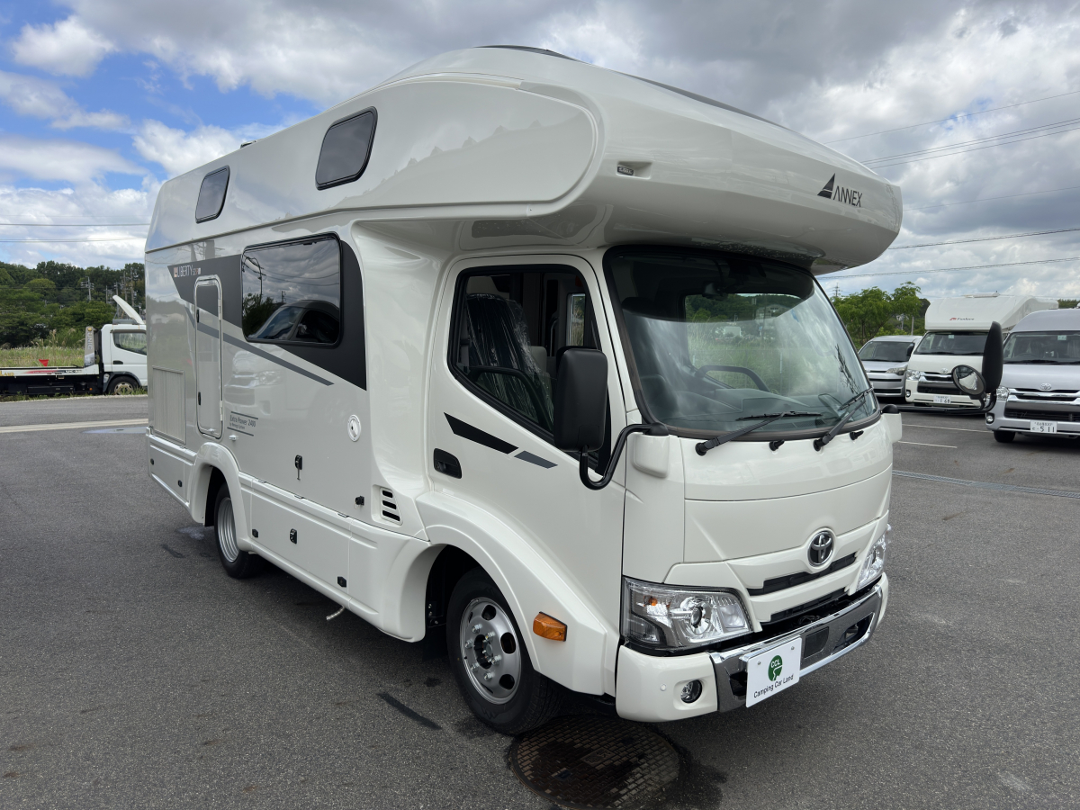 アネックス LIBERTY 52SP i_ExtraPower2400 ベッドルームを重視している方お勧めのレイアウト車両!!の画像