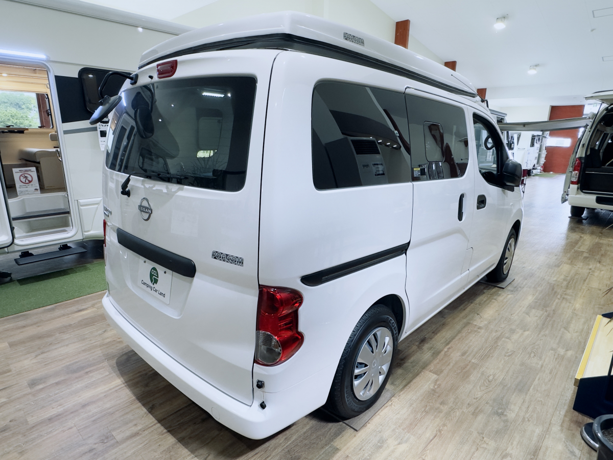 キャンピングカー広島 POP.COM eE 2WD　ベッド展開簡単モデル!!の画像