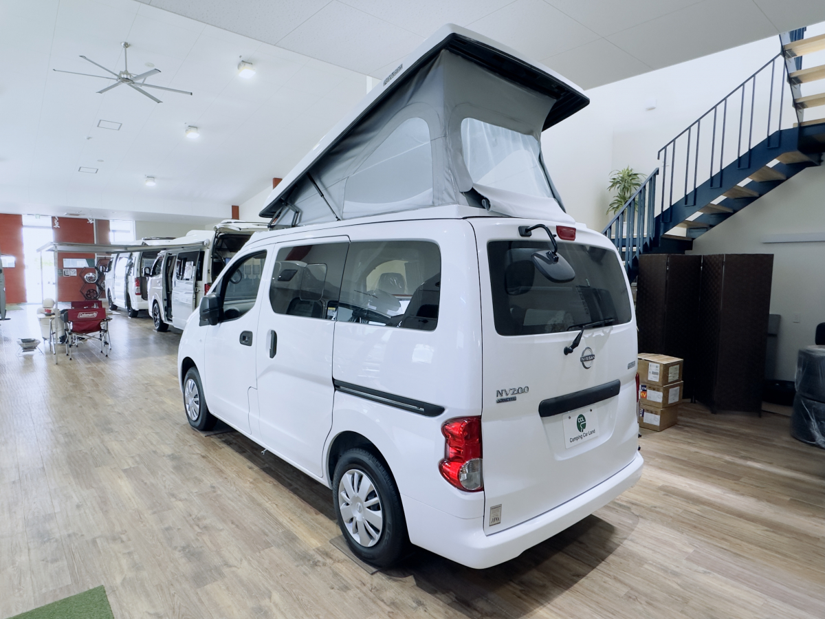 キャンピングカー広島 POP.COM eE 2WD　ベッド展開簡単モデル!!の画像