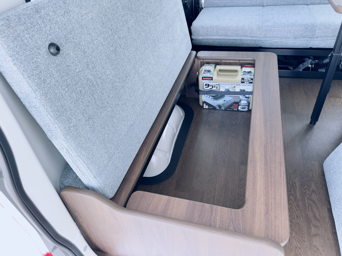 キャンパー鹿児島 Libero  2WD　普段使いもOKなコンパクトキャンピングカー!!の画像