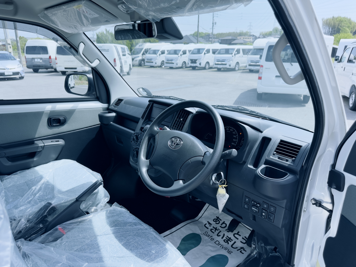 キャンパー鹿児島 Libero  2WD　普段使いもOKなコンパクトキャンピングカー!!の画像