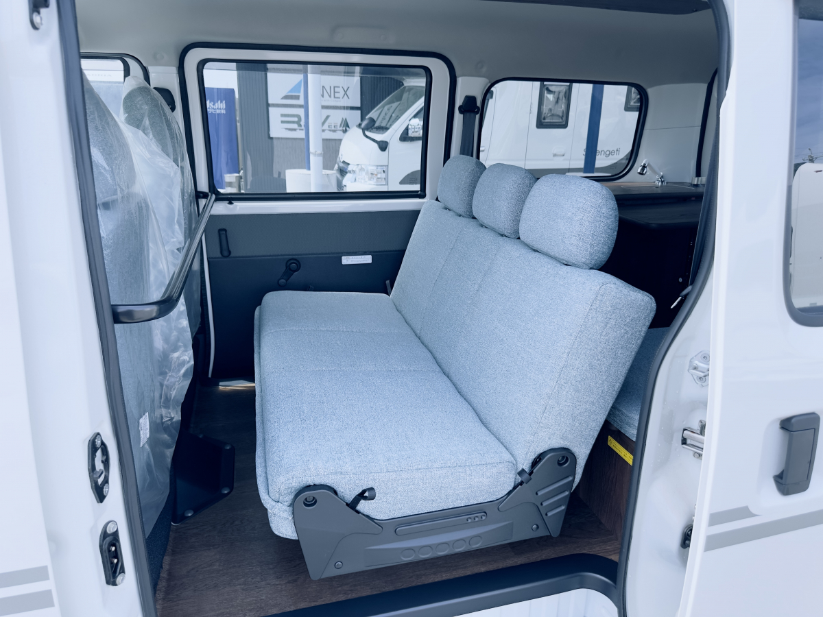 キャンパー鹿児島 Libero  2WD　普段使いもOKなコンパクトキャンピングカー!!の画像