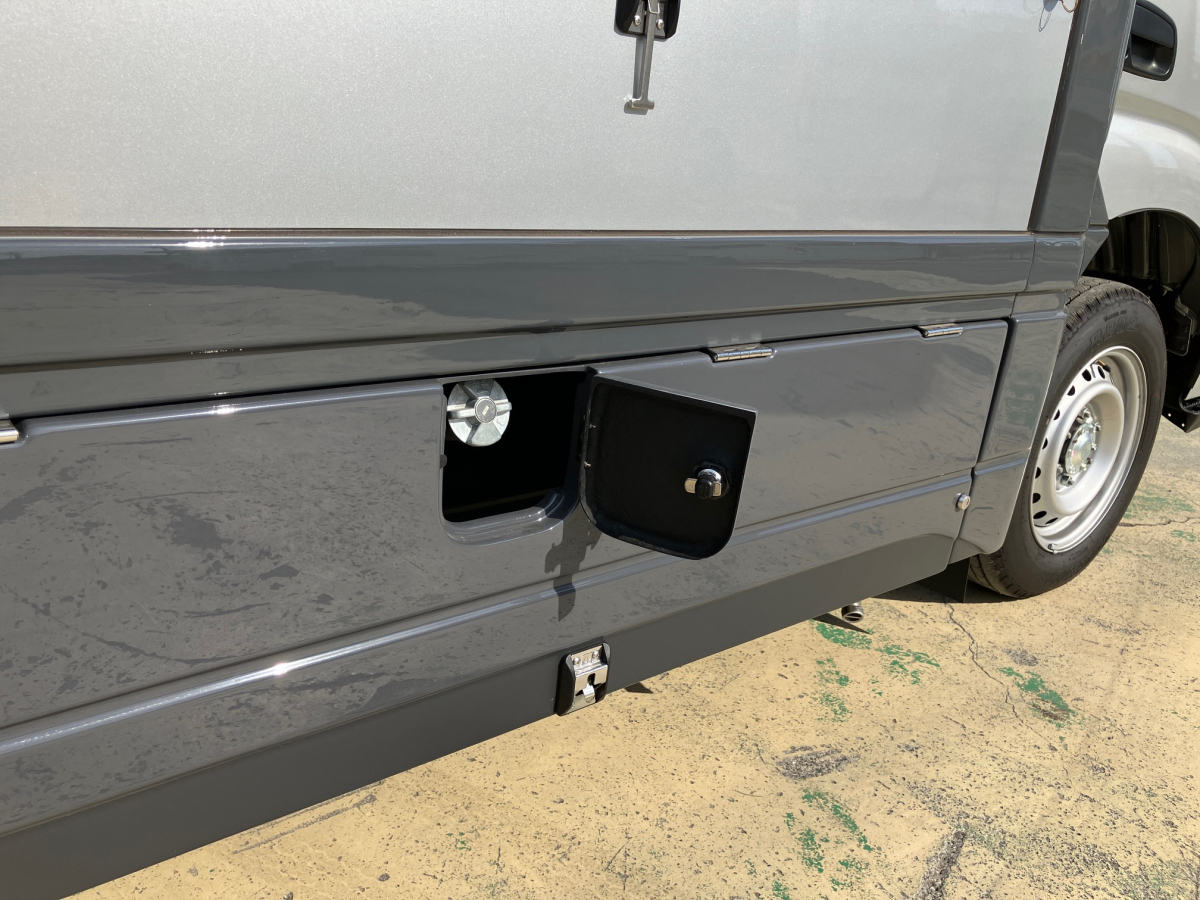  リバティー50DB(TT0520) 扱いやすさをもとめたスモールタイプ、普通自動車免許で乗れる、キャブコン入門編が入りました。の画像