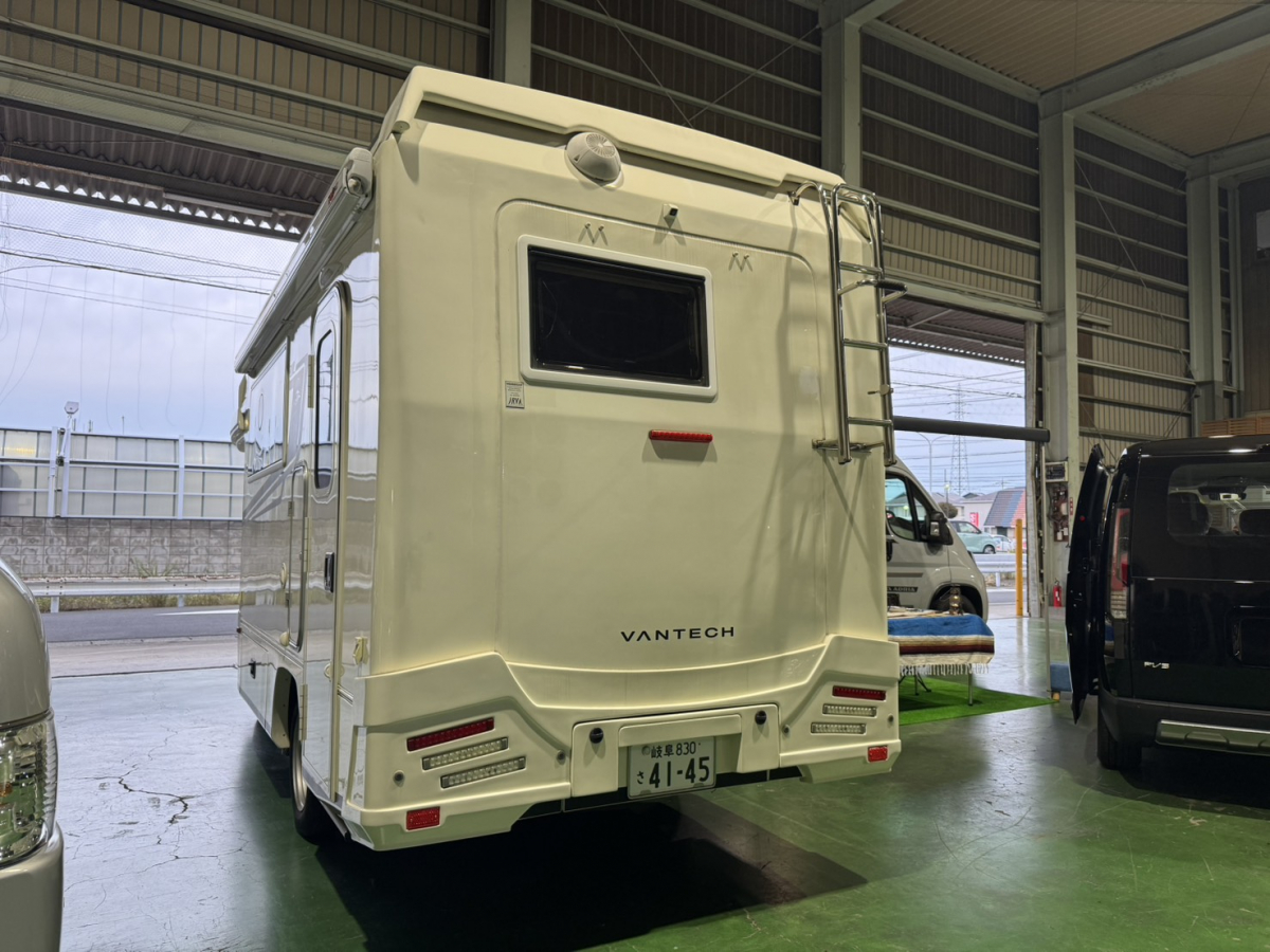 バンテック ZIL  家庭用エアコン搭載車!の画像