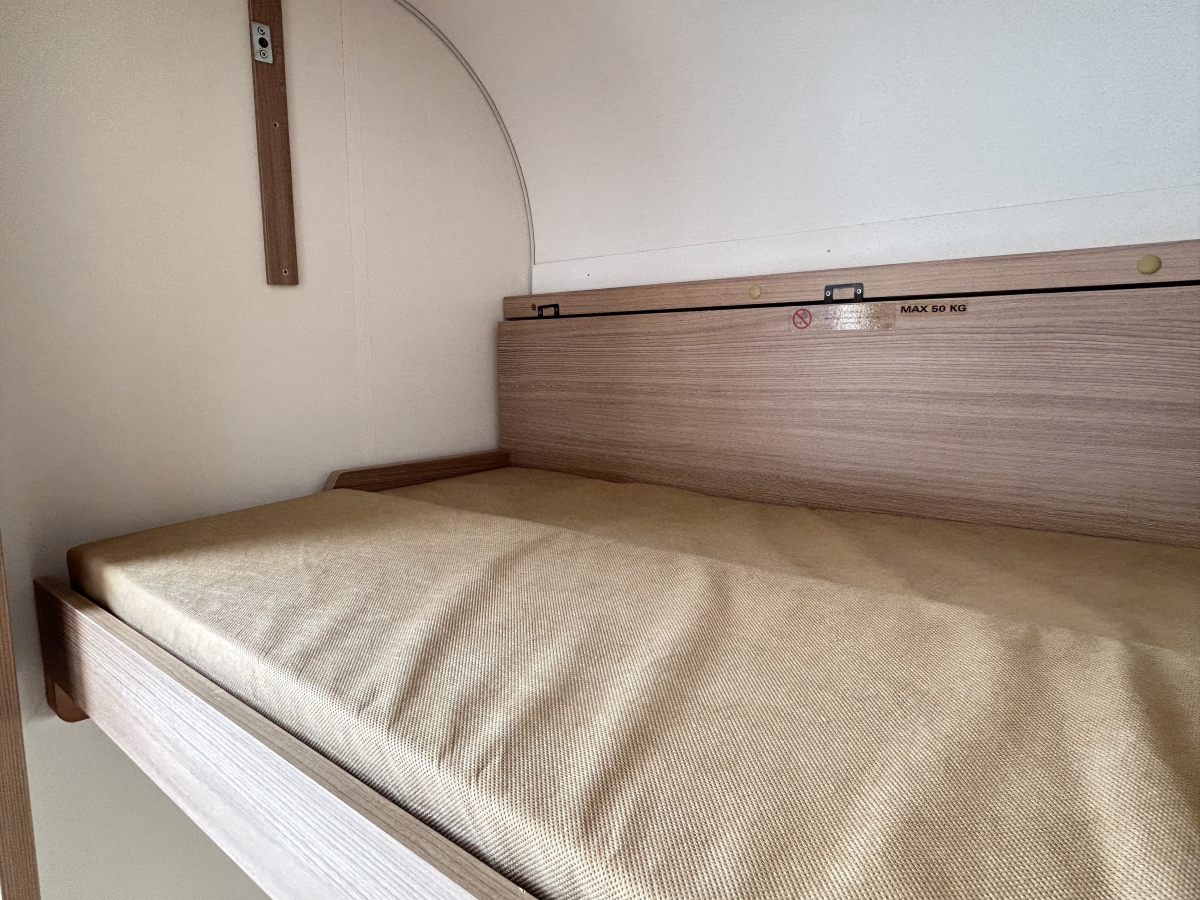 ADRIA AVIVA 370 DD 普通車免許でけん引できる軽量でマルチなトレーラー!の画像