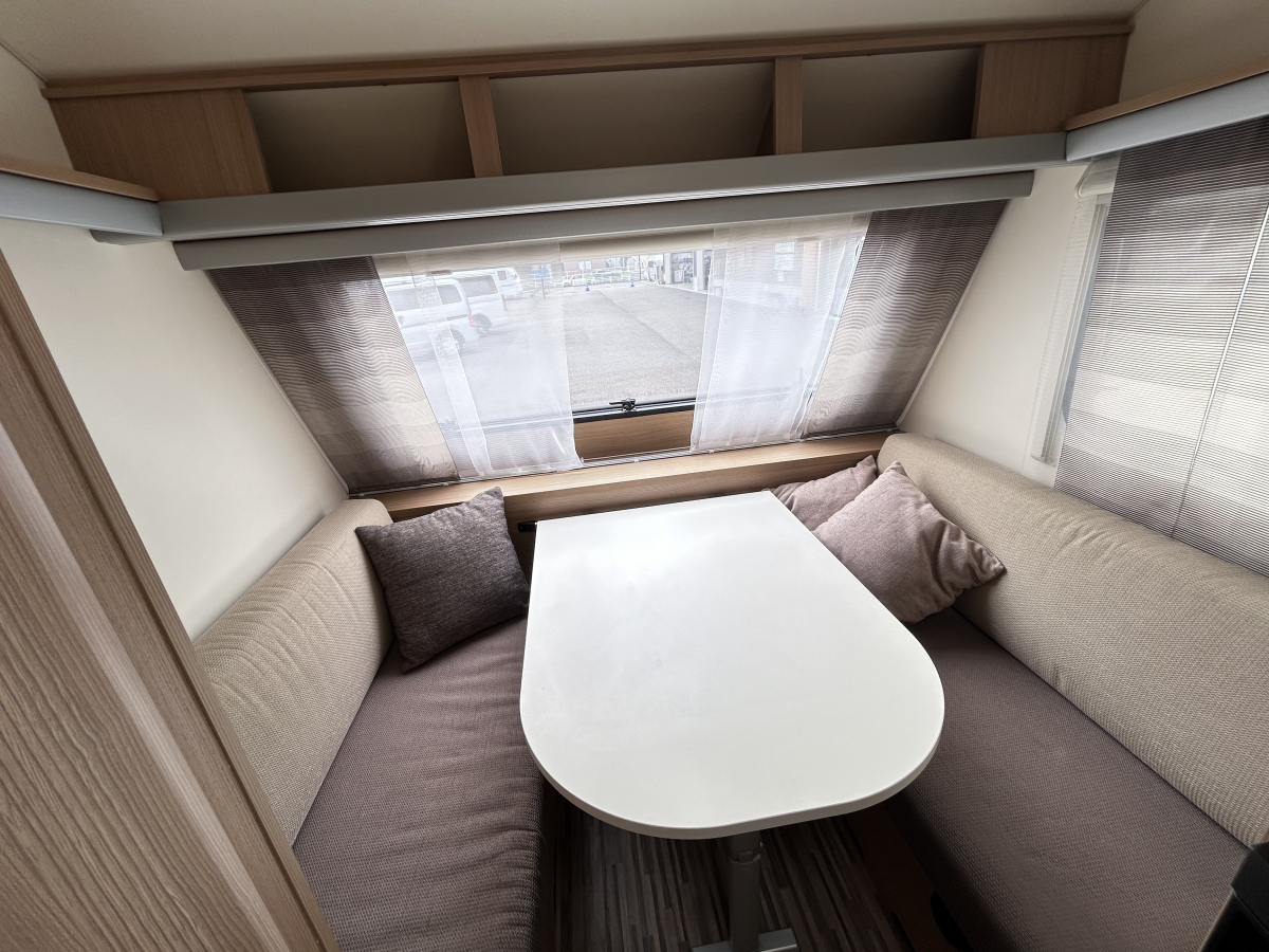 ADRIA AVIVA 370 DD 普通車免許でけん引できる軽量でマルチなトレーラー!の画像