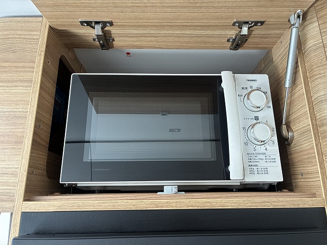 ADRIA SONIC SUPREME 710 SL 他の追随を許さない圧倒的なハイセンスデザインのエクステリアの画像