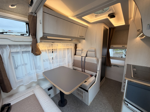 アネックス LIBERTY 52DB i_ExtraPower2400 4WD　ディーゼルターボ　寒冷地仕様入庫!床暖房システム搭載、国内最高峰の断熱性能と居住性を備えたプレミアムキャブコン!の他画像3枚目