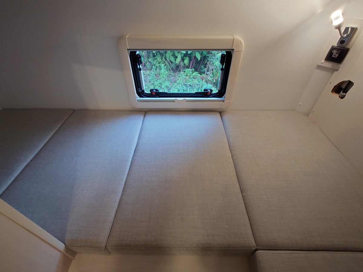 アネックス LIBERTY 50DB 2WDガソリン車、普通免許で運転可能!5m×2m以内の駐車場に駐車できるコンパクトキャブコン!の画像