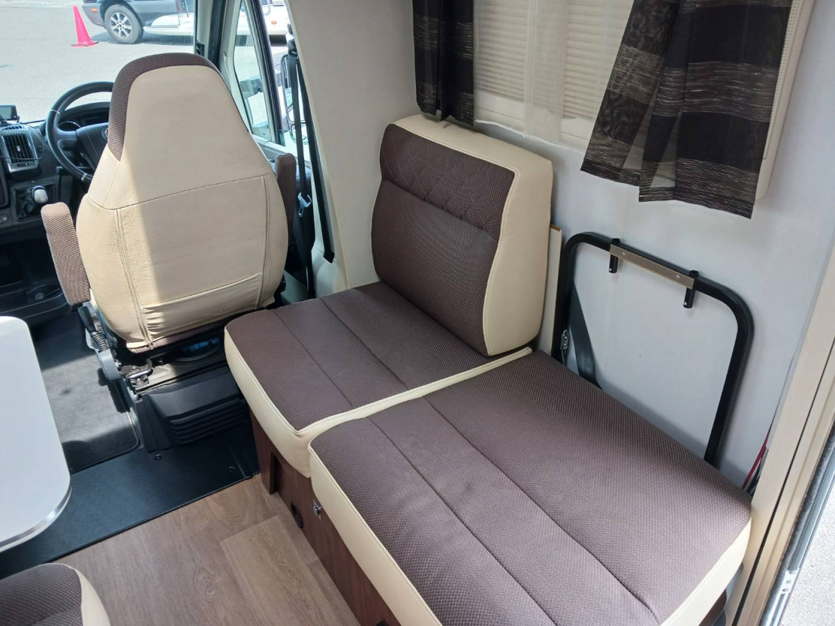 ADRIA CORAL XL PLUS  広々空間、リチウム1,000Ah大容量のキャンピングの画像