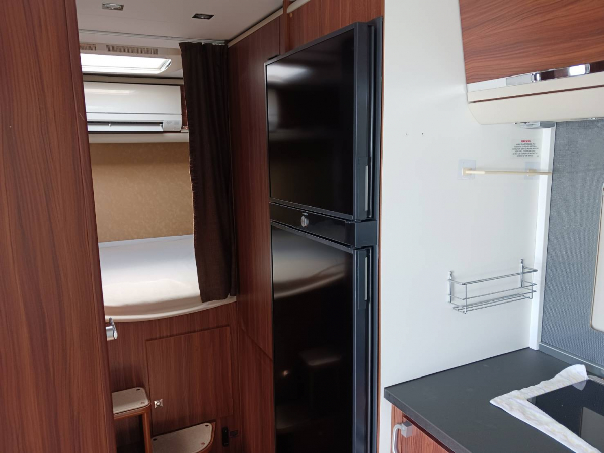 ADRIA CORAL XL PLUS  広々空間、リチウム1,000Ah大容量のキャンピングの画像