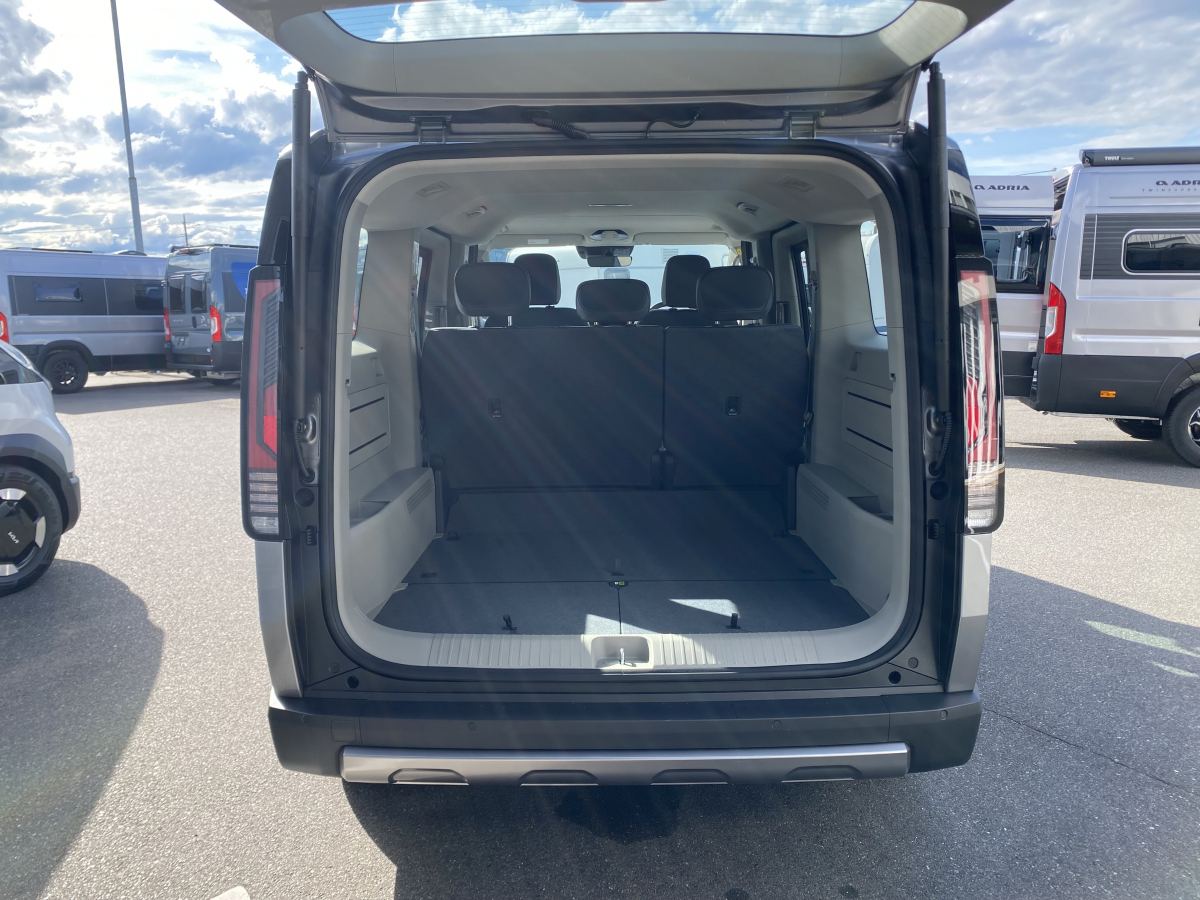 PV5 P パッセンジャー プラス 全ての旅路に寄り添うユーティリティ設計　EVの広さが暮らしを自由にするの画像