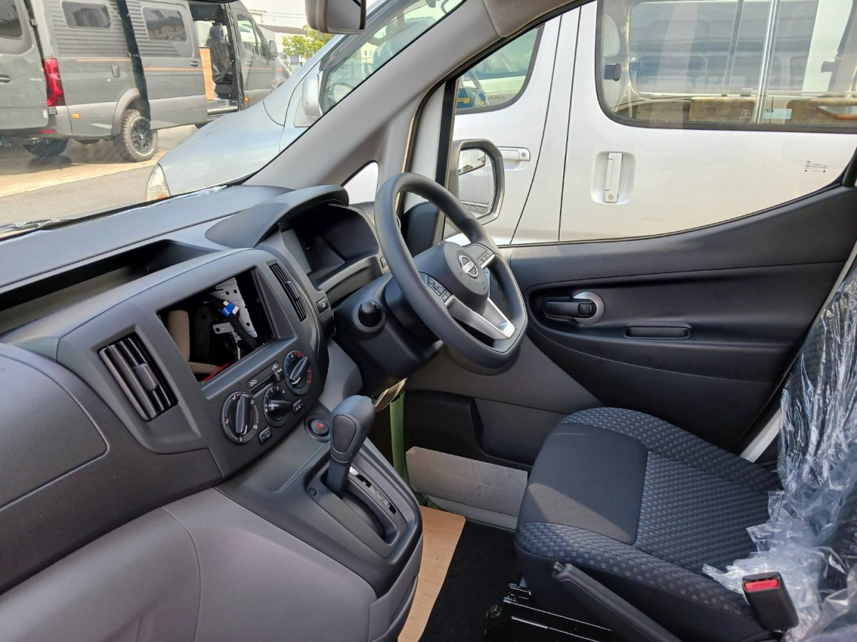 アネックス Canele CP+ シンプルなボディーだからこその便利さ。場所を選ばず駐車出来て、しっかり休むことも可能な車両の画像