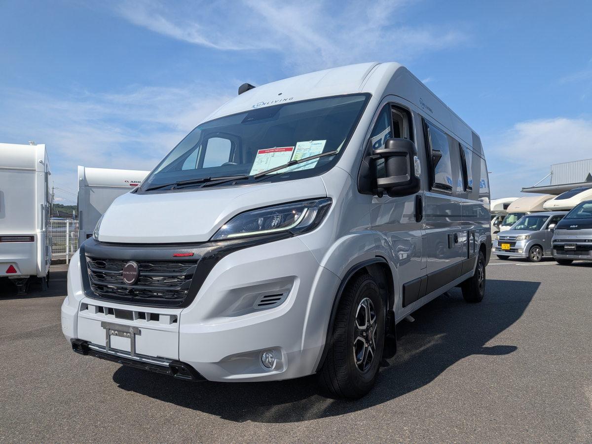 SUN LIVING V 60SP FAMILY SUN LIVING V60Familyが入庫しました。リアの2段ベッドが大きな特徴です。モデルは2023～2024シリーズの9AT車両です。の画像