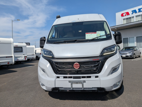  SUN LIVING V 60SP FAMILY SUN LIVING V60Familyが入庫しました。リアの2段ベッドが大きな特徴です。モデルは2023～2024シリーズの9AT車両です。の他画像3枚目