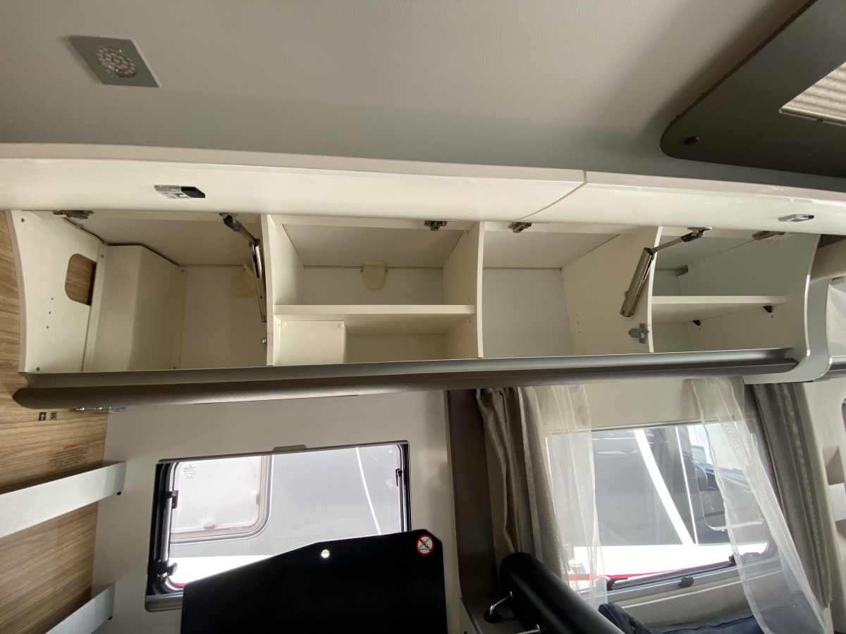 ADRIA SONIC SUPREME  走り出した瞬間、世界が広がる。圧倒的な視界と暮らす、モーター別荘、SONIC  SUPREME 710 SL。の画像