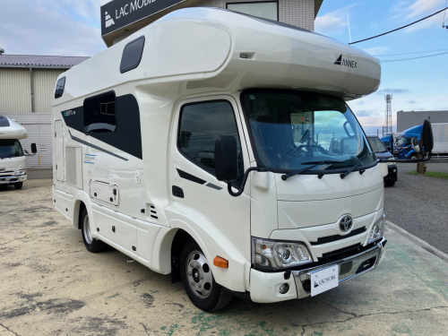 アネックス リバティ 52REi  Ultra Power 6000 圧倒的なプライベート空間!リアエントランス仕様のキャブコン「LIBERTY52REi」の他画像1枚目