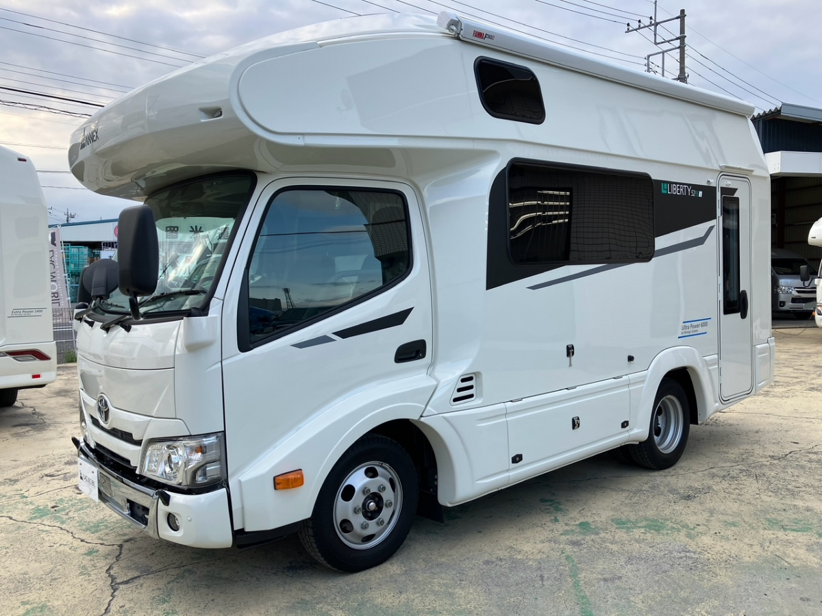 アネックス リバティ 52REi  Ultra Power 6000 圧倒的なプライベート空間!リアエントランス仕様のキャブコン「LIBERTY52REi」の画像
