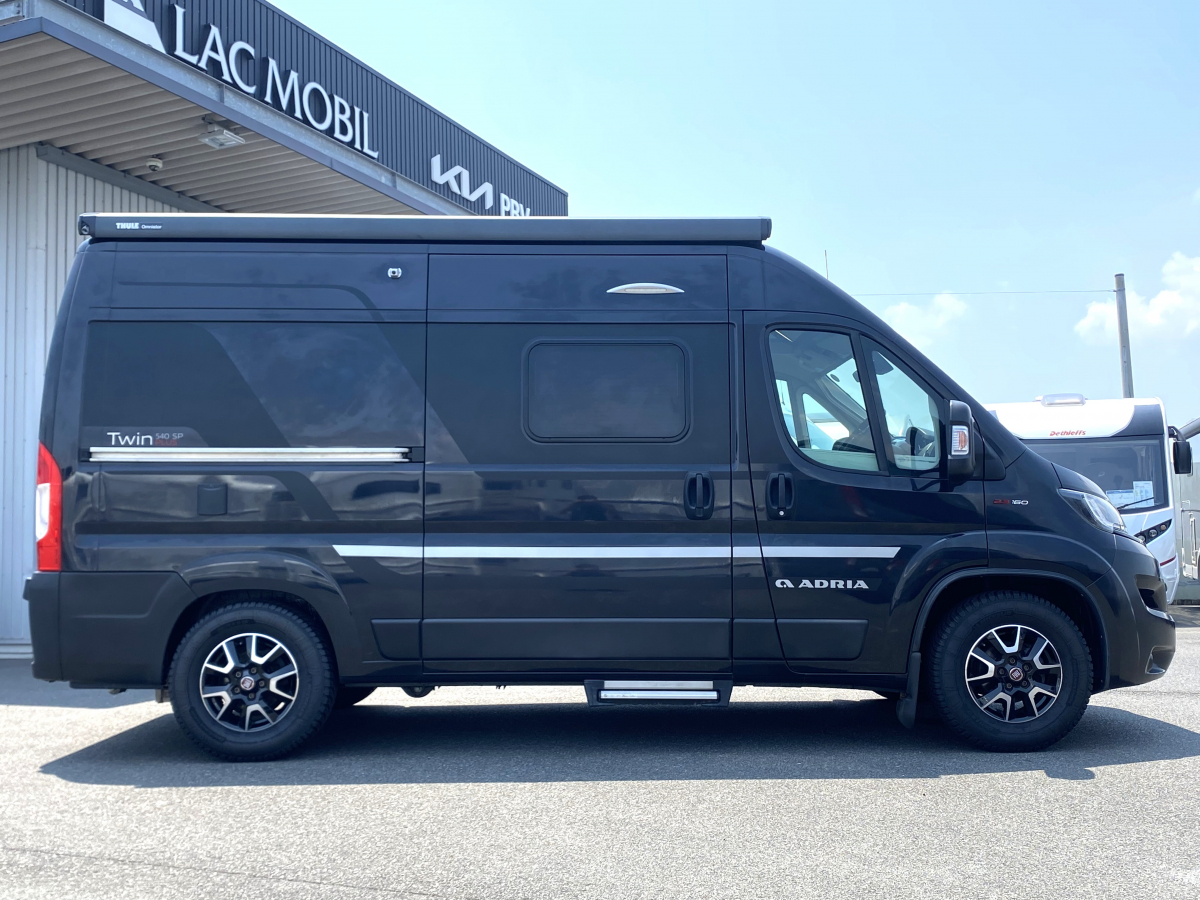 ADRIA TWIN PLUS 540SP 二人の時間を、もっと深く。妥協のない設備が叶える、究極の二人旅バンコン。の画像