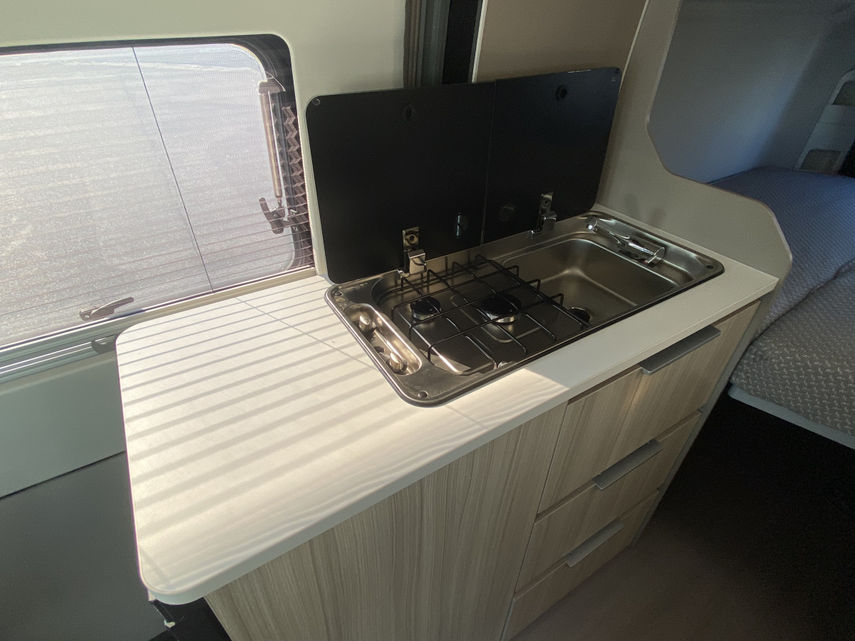 ADRIA TWIN PLUS 540 SP 行きたい時に、行きたい場所へ。二人の旅を一番スマートにするプレミアム・コンパクト。の画像