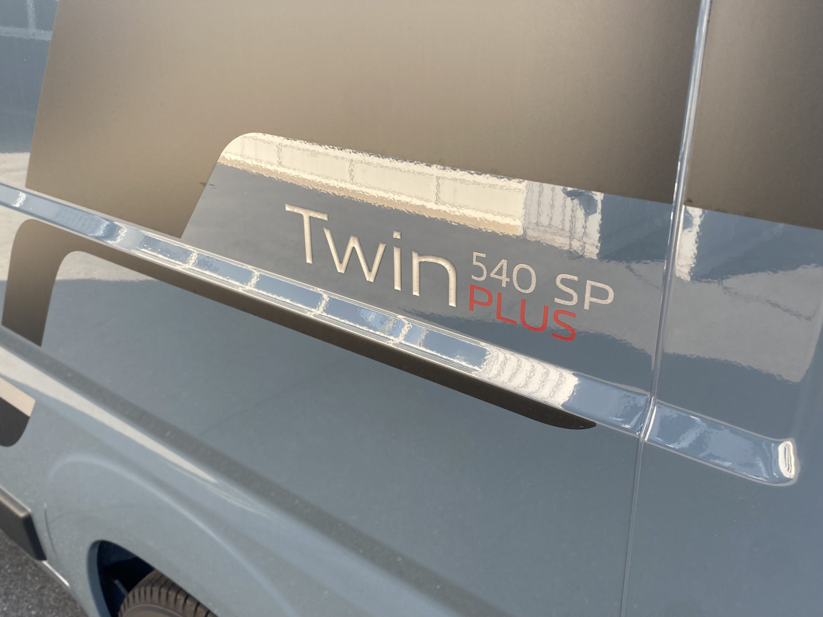 ADRIA TWIN PLUS 540 SP 行きたい時に、行きたい場所へ。二人の旅を一番スマートにするプレミアム・コンパクト。の画像