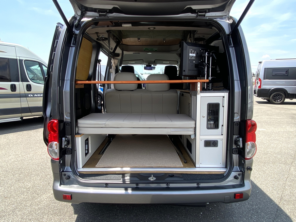 アネックス UTONE200  街乗りから本格車中泊まで。NV200ベースの機動力を活かしたスモールキャンパー。の画像