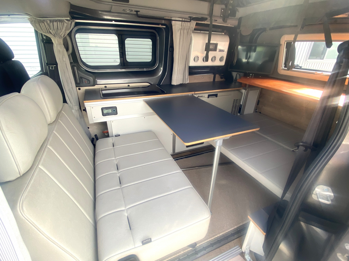 アネックス UTONE200  街乗りから本格車中泊まで。NV200ベースの機動力を活かしたスモールキャンパー。の画像