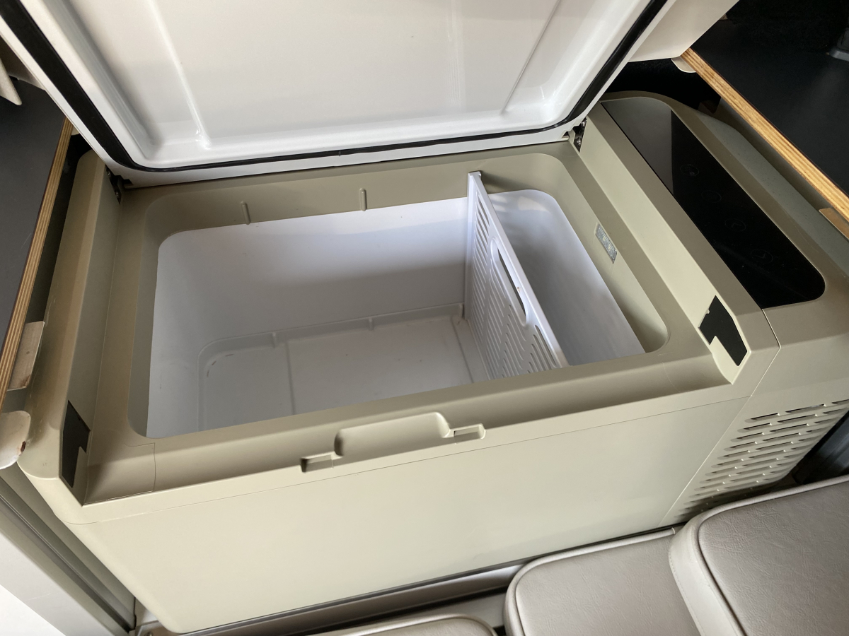 アネックス UTONE200  街乗りから本格車中泊まで。NV200ベースの機動力を活かしたスモールキャンパー。の画像