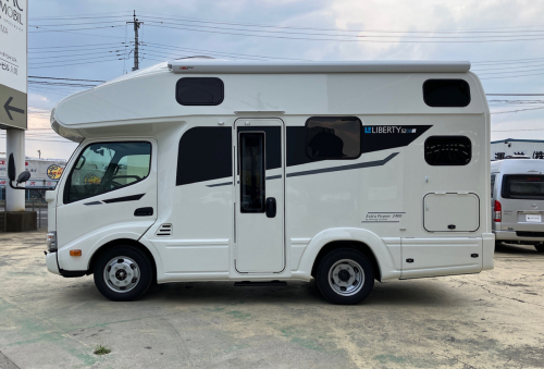 アネックス リバティ 52DBi  Extra Power 2400 (TP0038) リバティスタイルとも言うべくシェルのフォルムが52シリーズの大きな特長です。の他画像1枚目