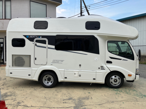 アネックス リバティ 52DBi  Extra Power 2400 (TP0038) リバティスタイルとも言うべくシェルのフォルムが52シリーズの大きな特長です。の他画像4枚目