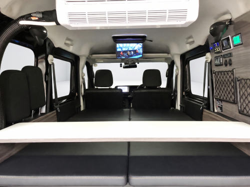 カスタムセレクト青森 ハイゼットカーゴ クルーズグレードベース　4WD　12Vクーラー搭載車中泊仕様展示車の他画像4枚目
