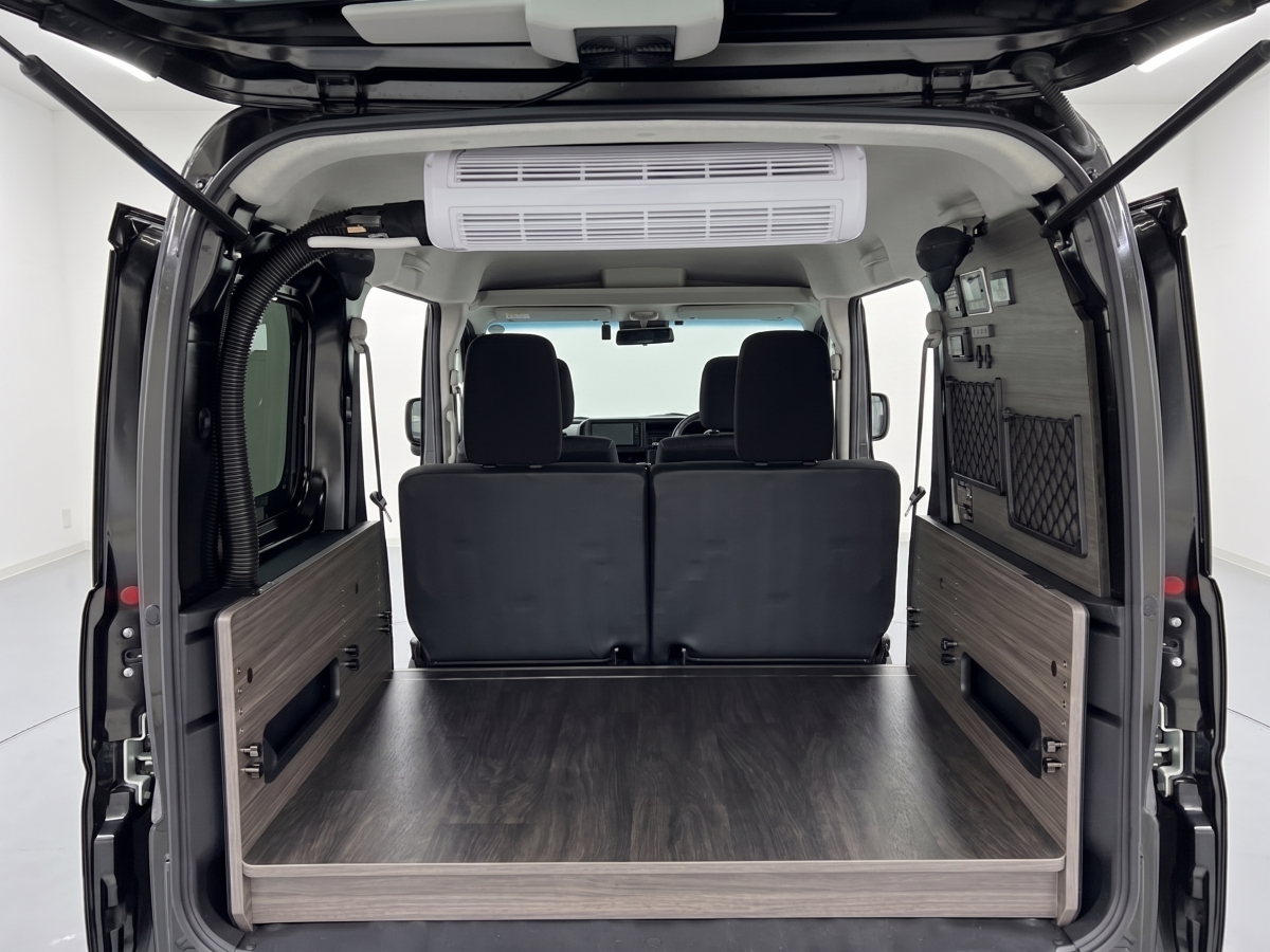 カスタムセレクト青森 ハイゼットカーゴ クルーズグレードベース　4WD　12Vクーラー搭載車中泊仕様展示車の画像